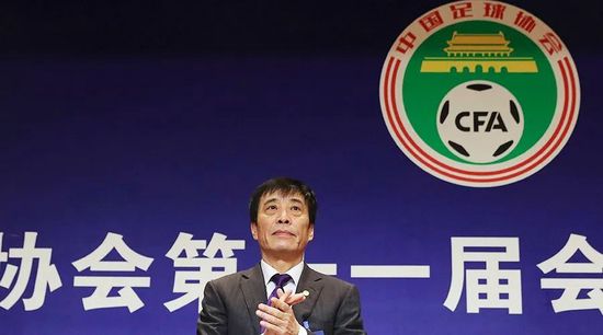 伊人天伊人天天网综合视频