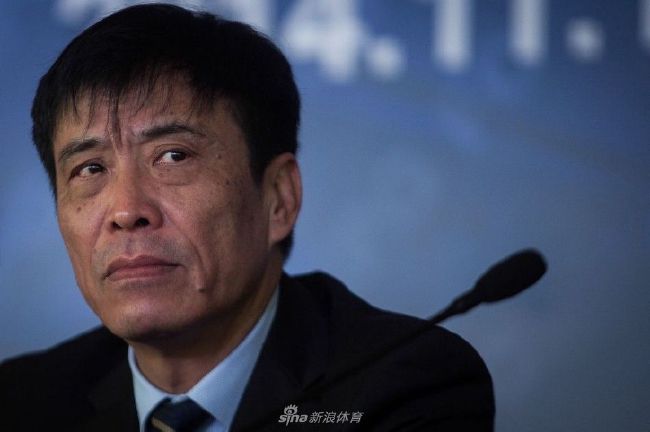 高辣h文地铁公车